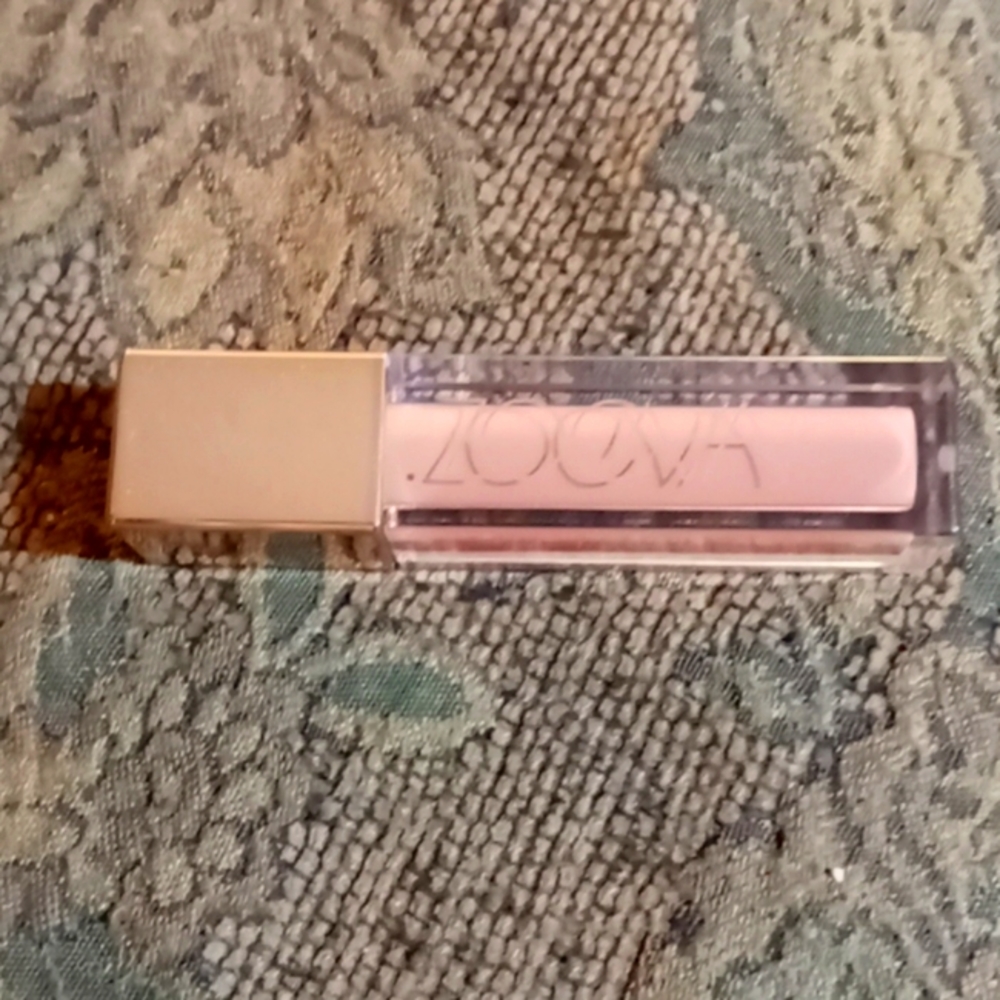 Lip gloss